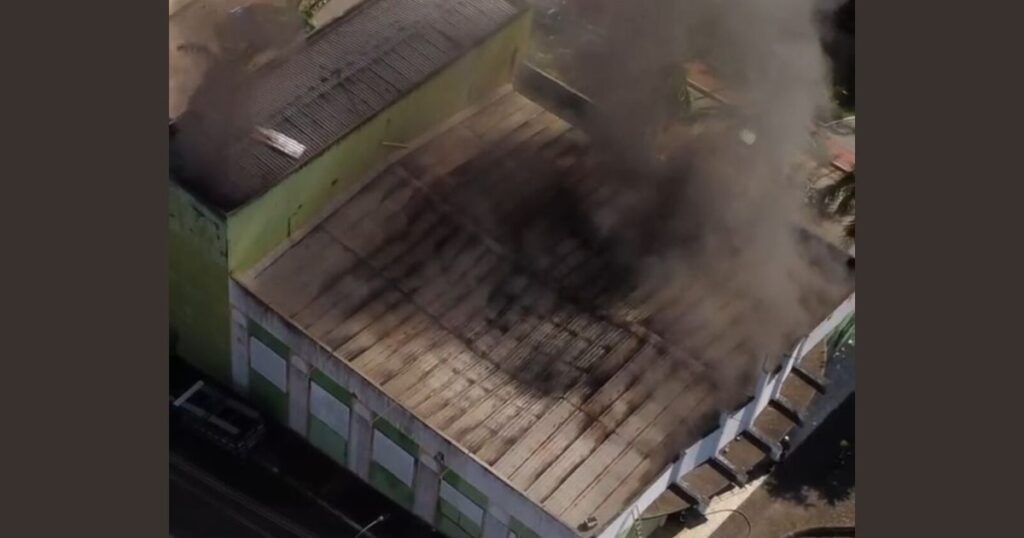 Incêndio criminoso destrói Cine Teatro de Niquelândia